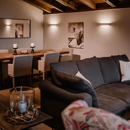 Reith Apartment *
